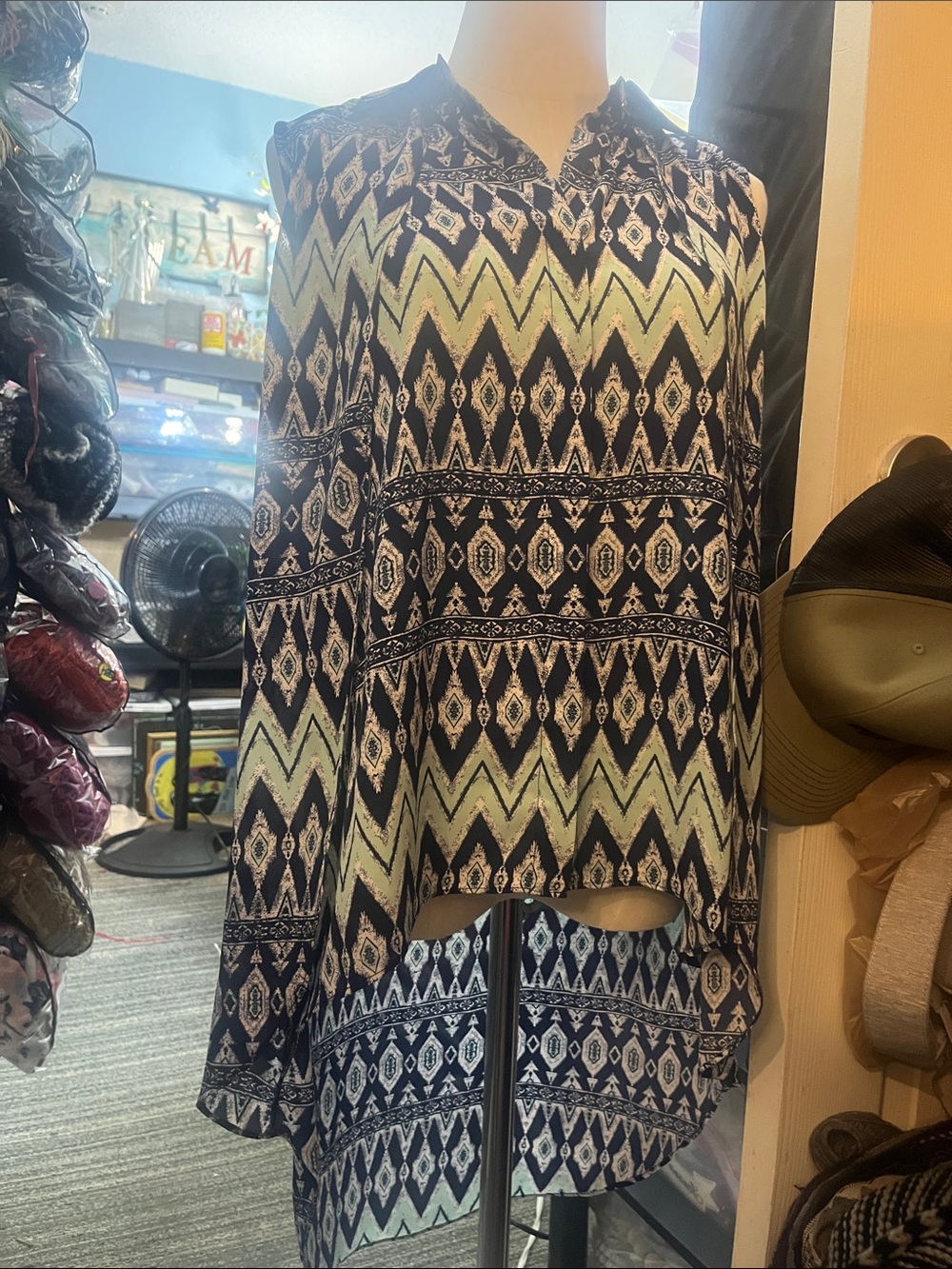 Zac & Rachel Black and Olive Sleeveless Printed V-Neck Tunic